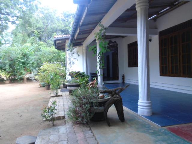 Пансион Tourist Holiday Inn