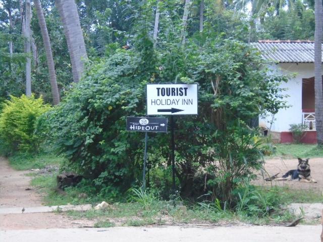 Пансион Tourist Holiday Inn