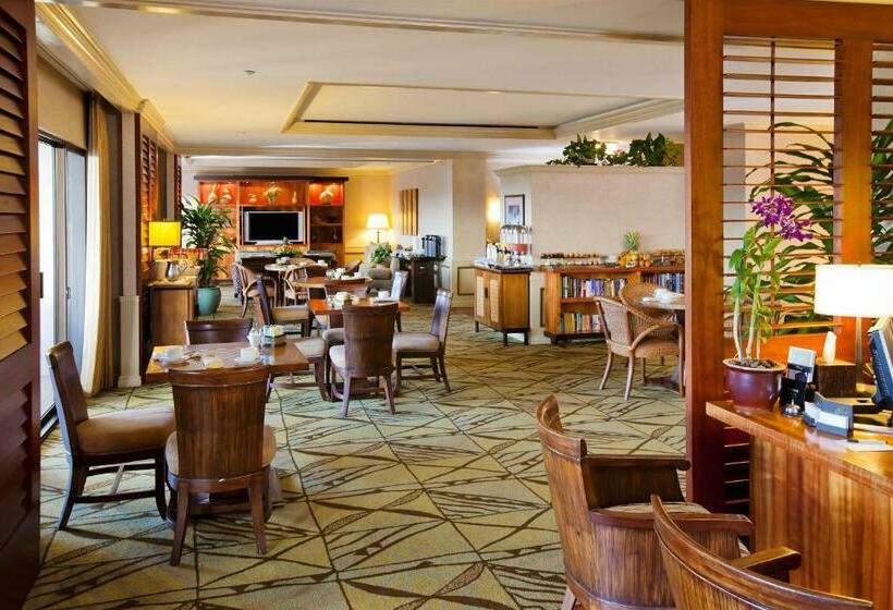 منتجع Fairmont Orchid Gold Experience