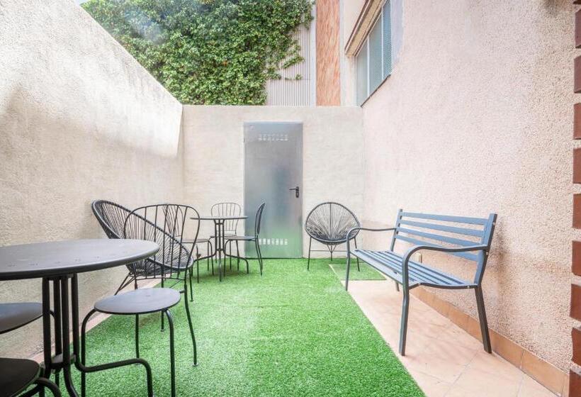 Общежитие Casa Barcelo Camp Nou Barcelona