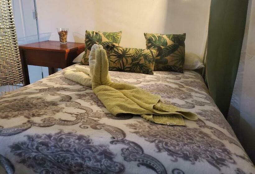 호스텔 El Pueblito,al Lado De Playa Dorada