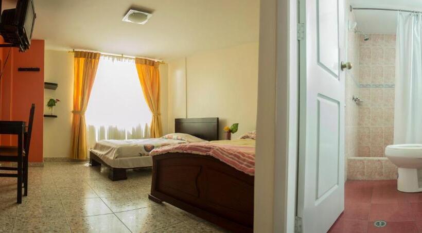 هاستل Hostal La Rosa Otavalo