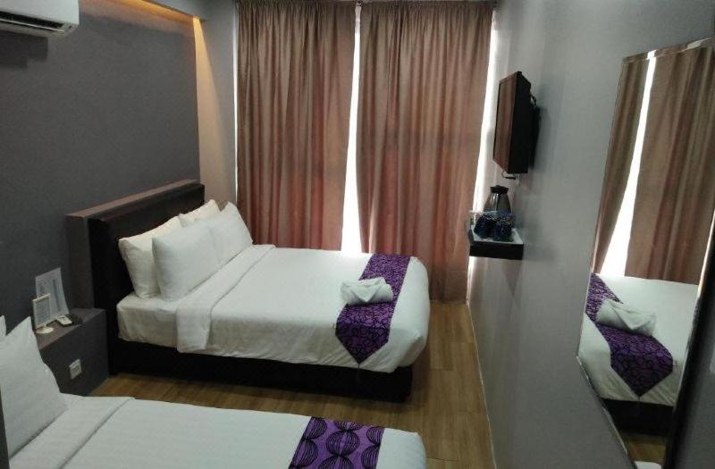 호스텔 Sunset Villa Inn