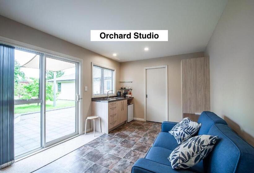 تختخواب و صبحانه Grey Ridge Vineyard Experience