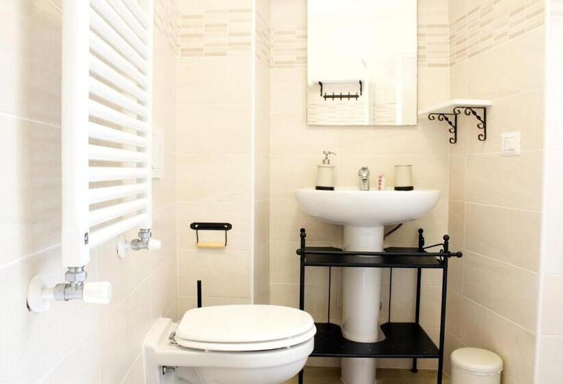 مبيت وإفطار La Magnolia Guests House