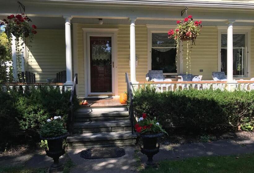Cooperstown Bed And Breakfast