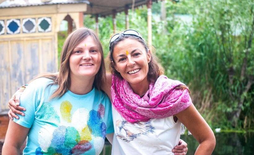 호텔 Chachoo Palace