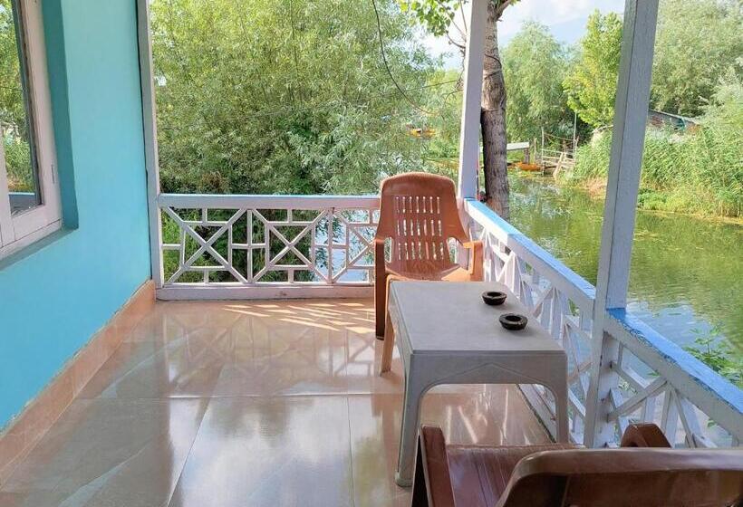 호텔 Chachoo Palace