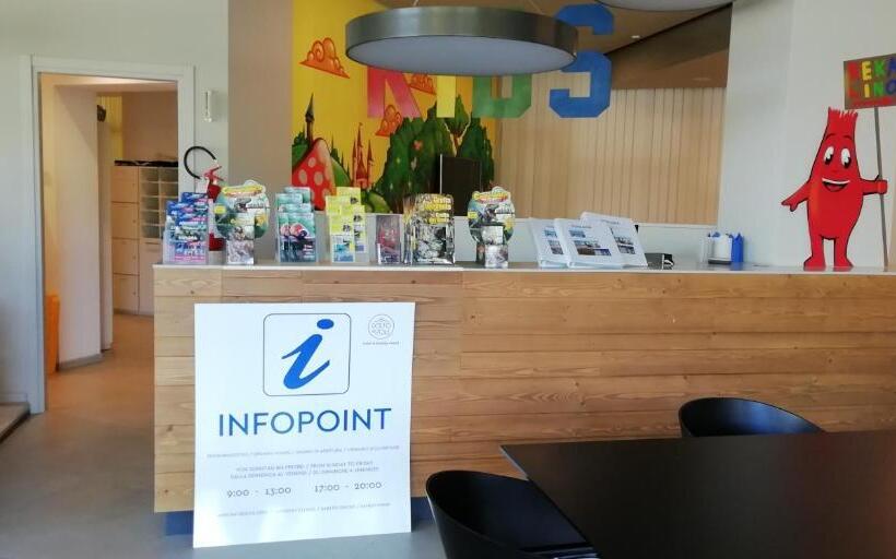 호텔 Golfo Del Sole