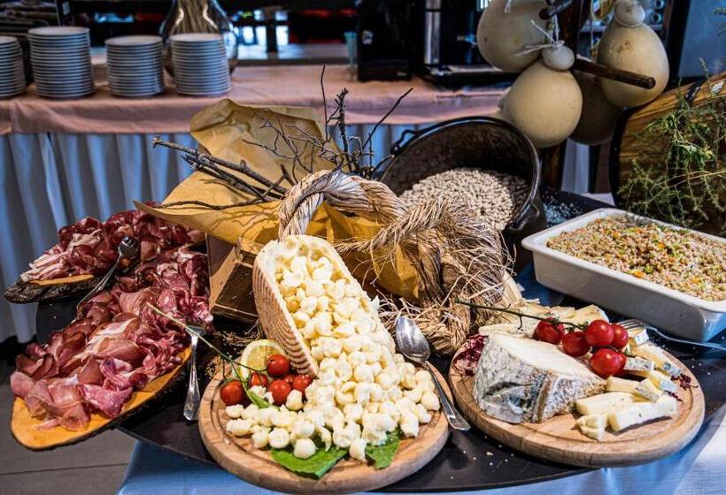 호텔 Golfo Del Sole