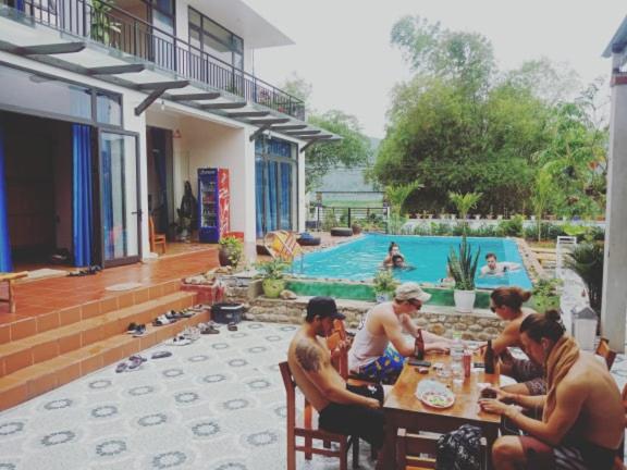 هتل Hugo Homestay