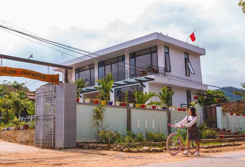 هتل Hugo Homestay