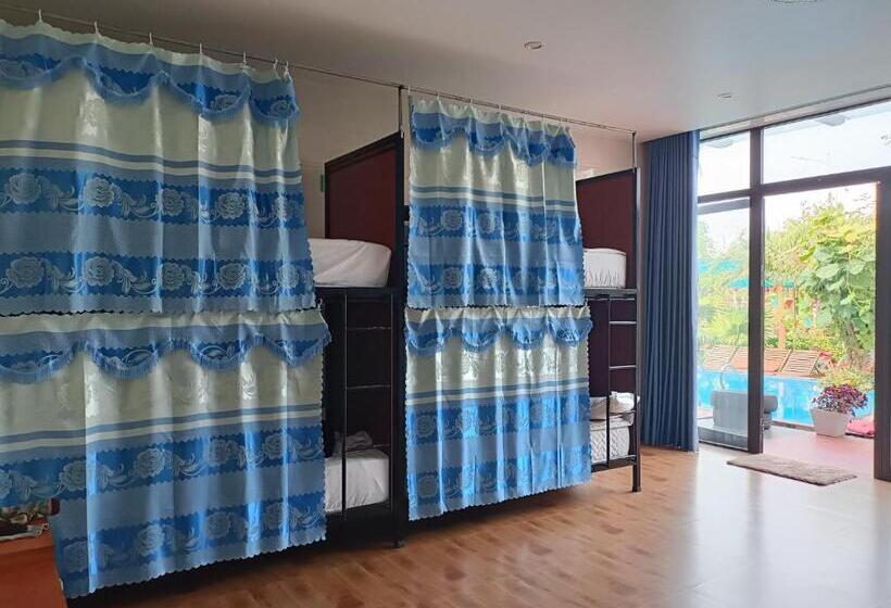 هتل Hugo Homestay