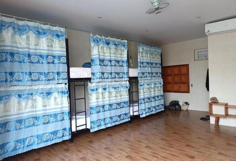 هتل Hugo Homestay