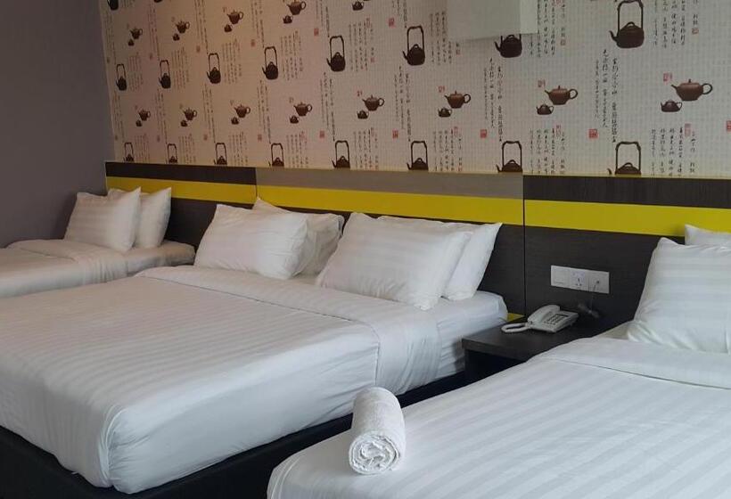 Отель Kampar Boutique