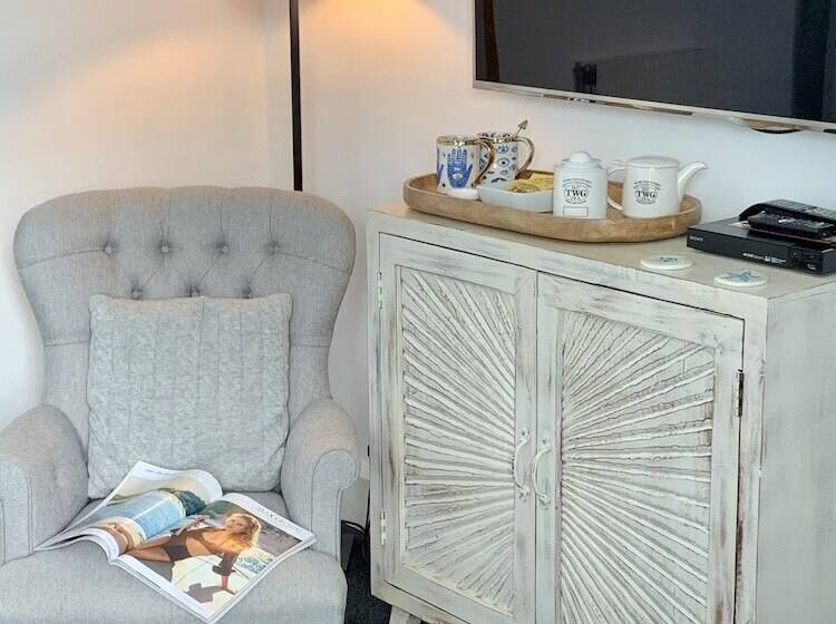 فندق Locanda On The Weir