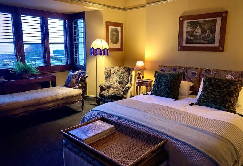 فندق Locanda On The Weir