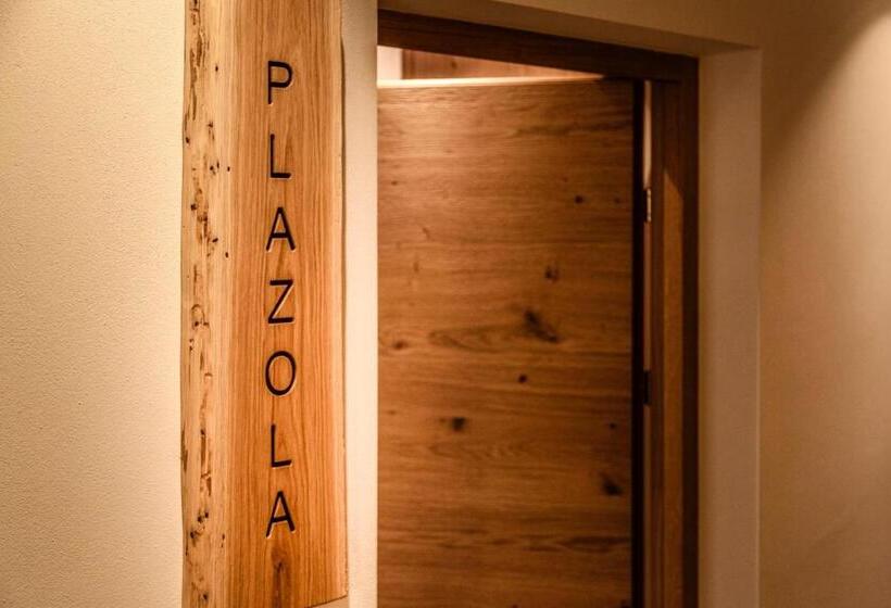 Luxury Chalet Plazola