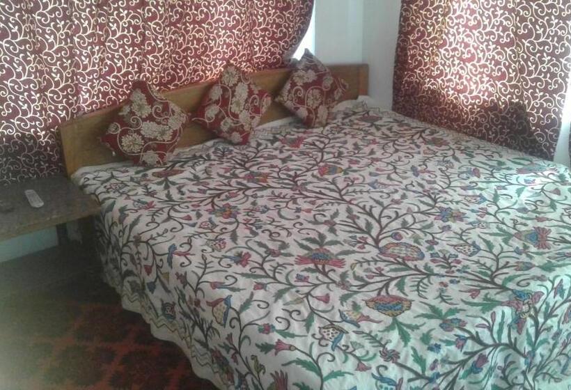 Pensjonat Alamdar Guest House