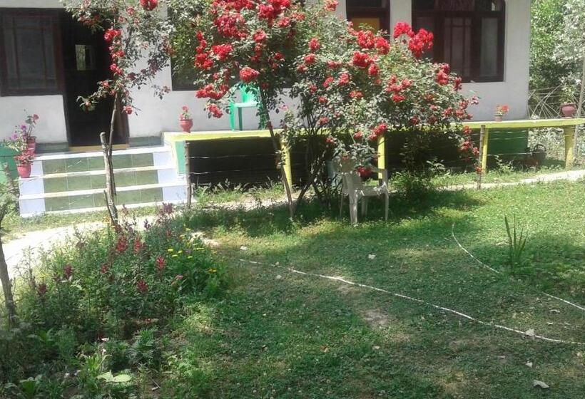 Pensjonat Alamdar Guest House