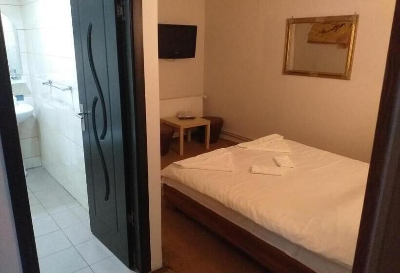 ペンション Casa Anemyra