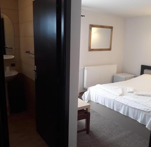 ペンション Casa Anemyra