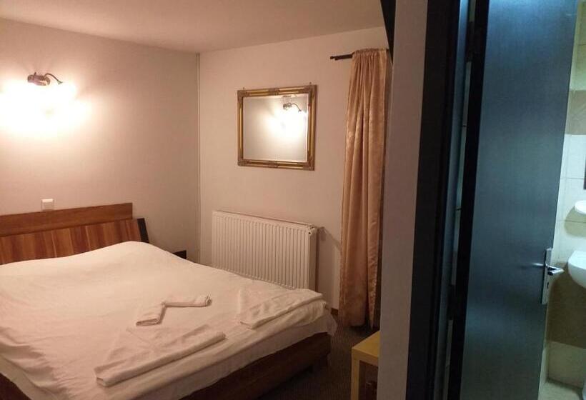 ペンション Casa Anemyra