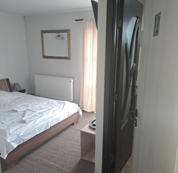 ペンション Casa Anemyra