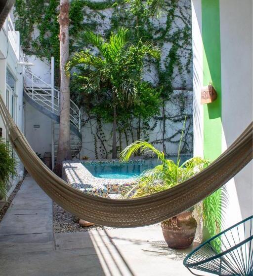 פנסיון Casa Daikiri