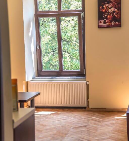 Пансион Casa Mots