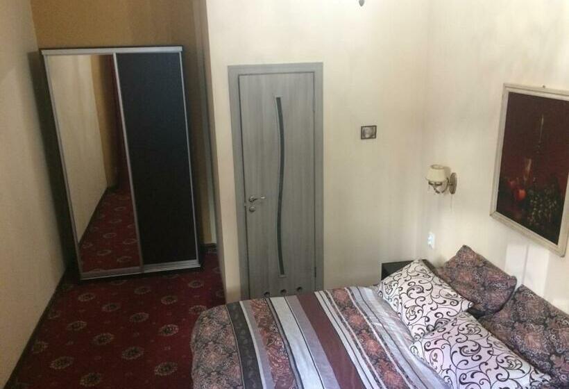 پانسیون Mini Hotel Central Park