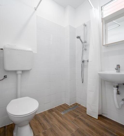 پانسیون Chesscom Guesthouse