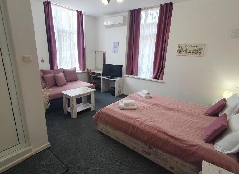 膳宿费 Guest House Gurkov