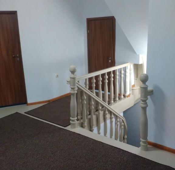 膳宿费 Guest House Gurkov