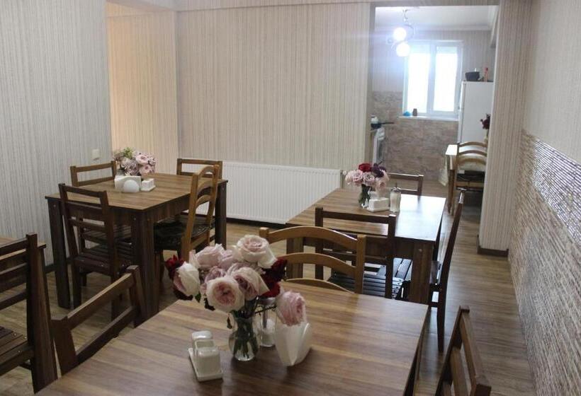 پانسیون Guesthouse Elia