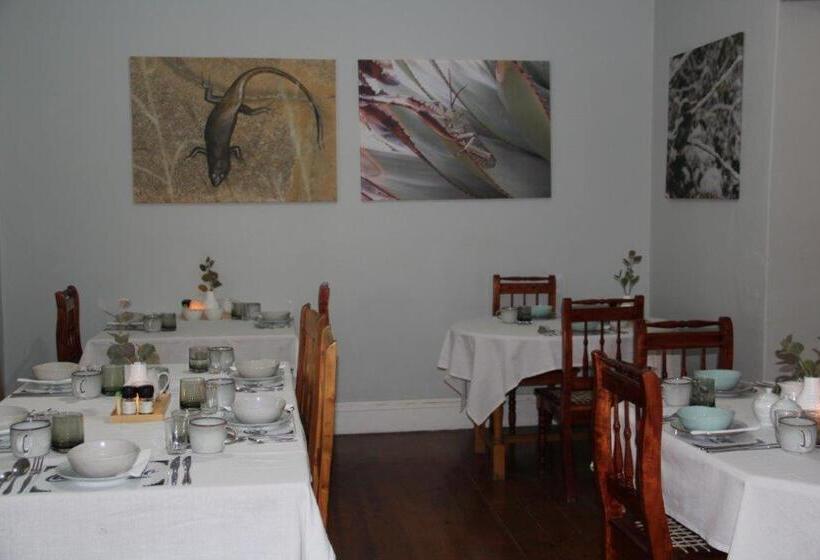 פנסיון @karoo Guesthouse