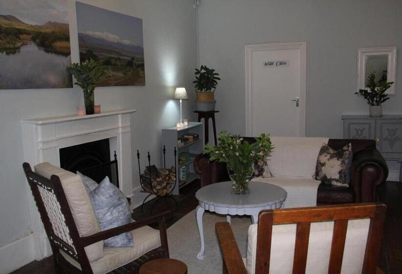 פנסיון @karoo Guesthouse