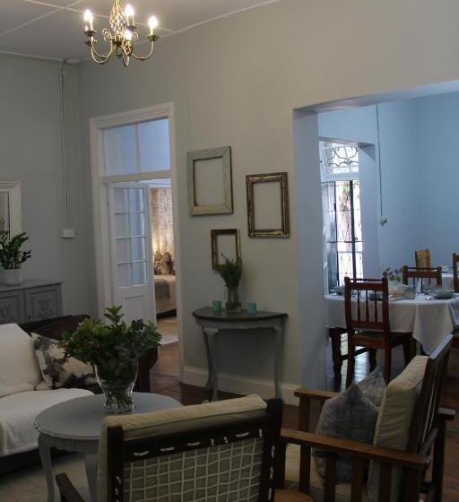 펜션 @karoo Guesthouse