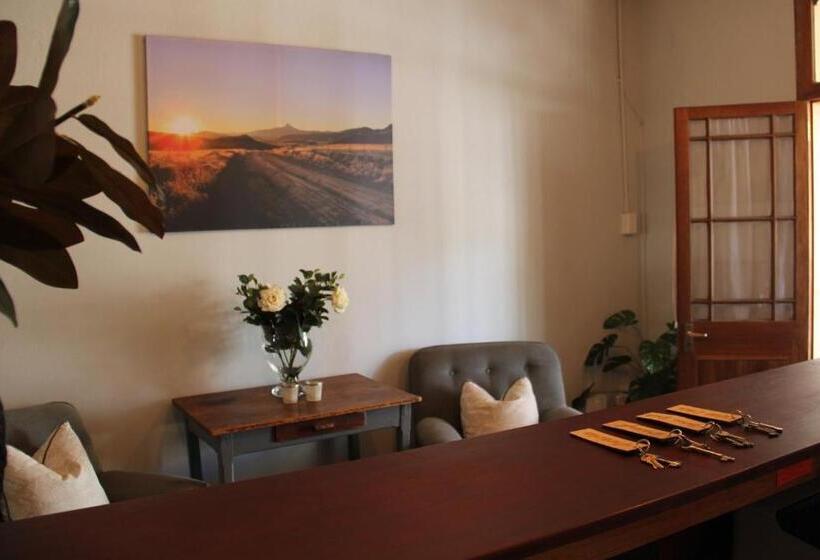 פנסיון @karoo Guesthouse