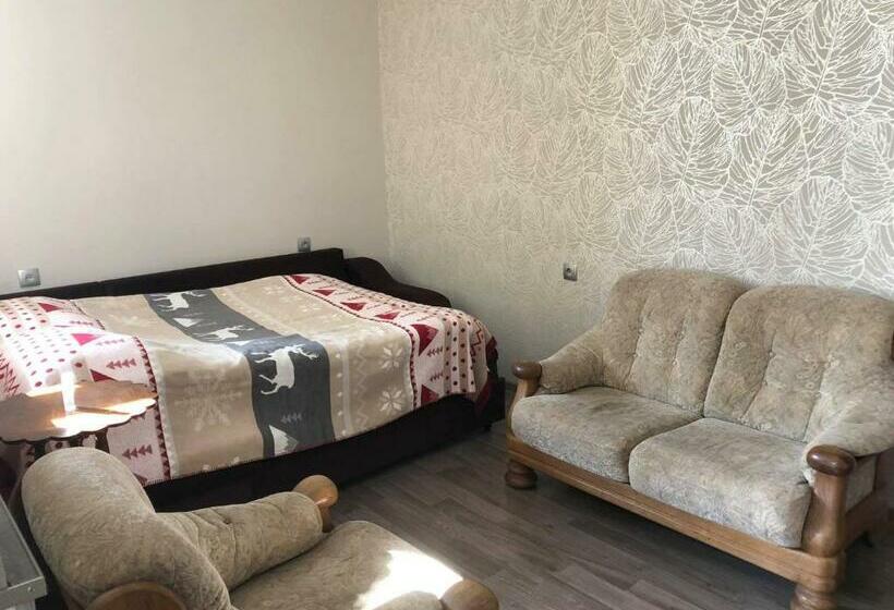 پانسیون Our House