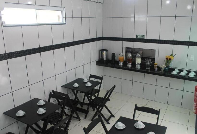 펜션 Pousada Orquideas De Maria