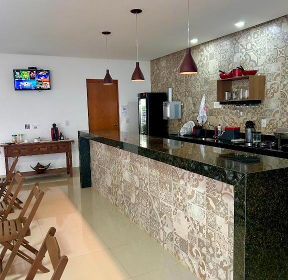 פנסיון Pousada Rainha Dos Lagos