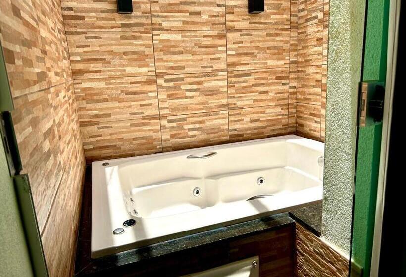 פנסיון Pousada Rainha Dos Lagos