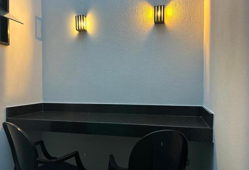 פנסיון Pousada Rainha Dos Lagos