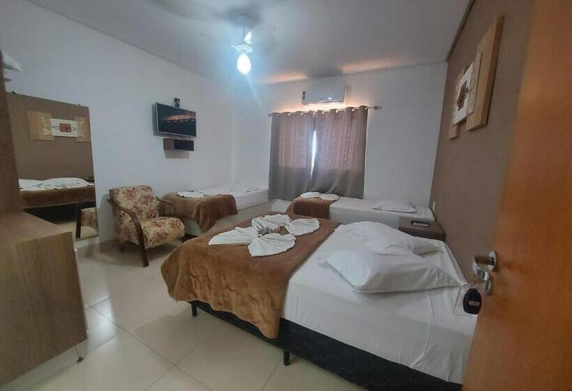 פנסיון Pousada Rainha Dos Lagos