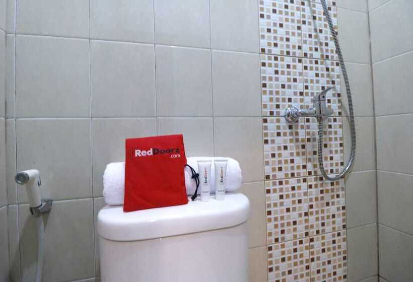 膳宿费 Reddoorz Plus Near Rs Harapan Kita