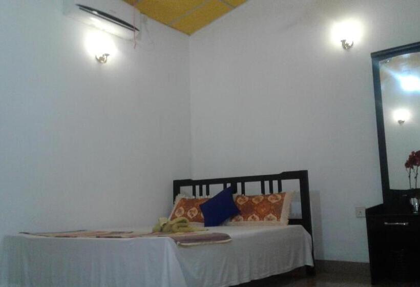 פנסיון River Retreat Sigiriya