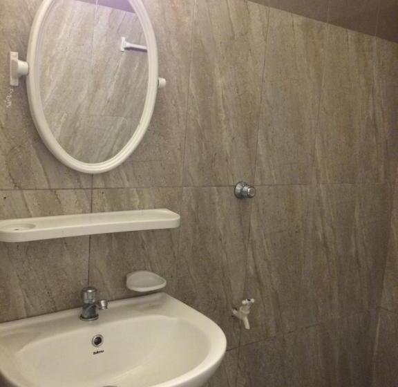 پانسیون Rr House