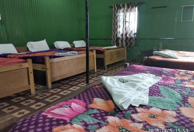 Общежитие Green Hills Farm And Guest House