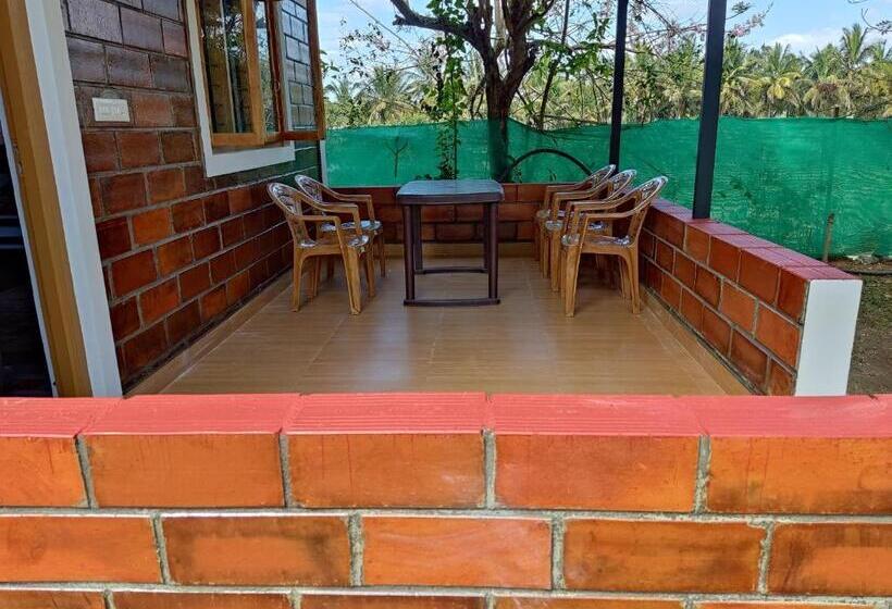 فندق صغير Green Hills Farm And Guest House